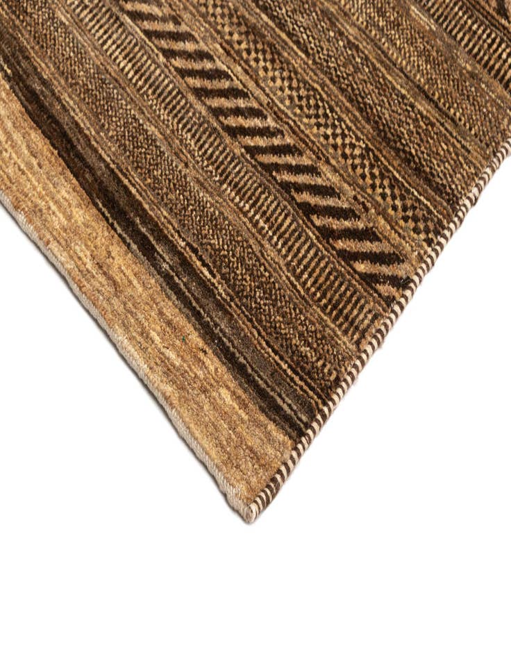 Detail image of  4' 7 x 6' 8 Juma Wool Rug