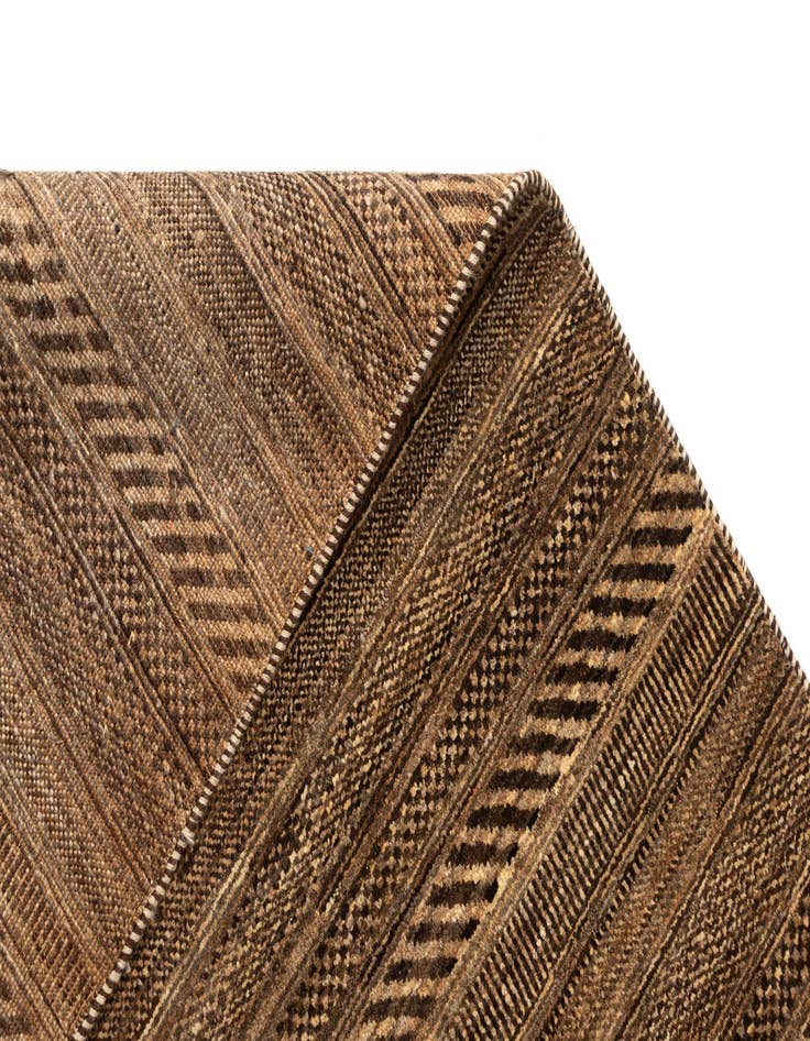 Detail image of  4' 7 x 6' 8 Juma Wool Rug