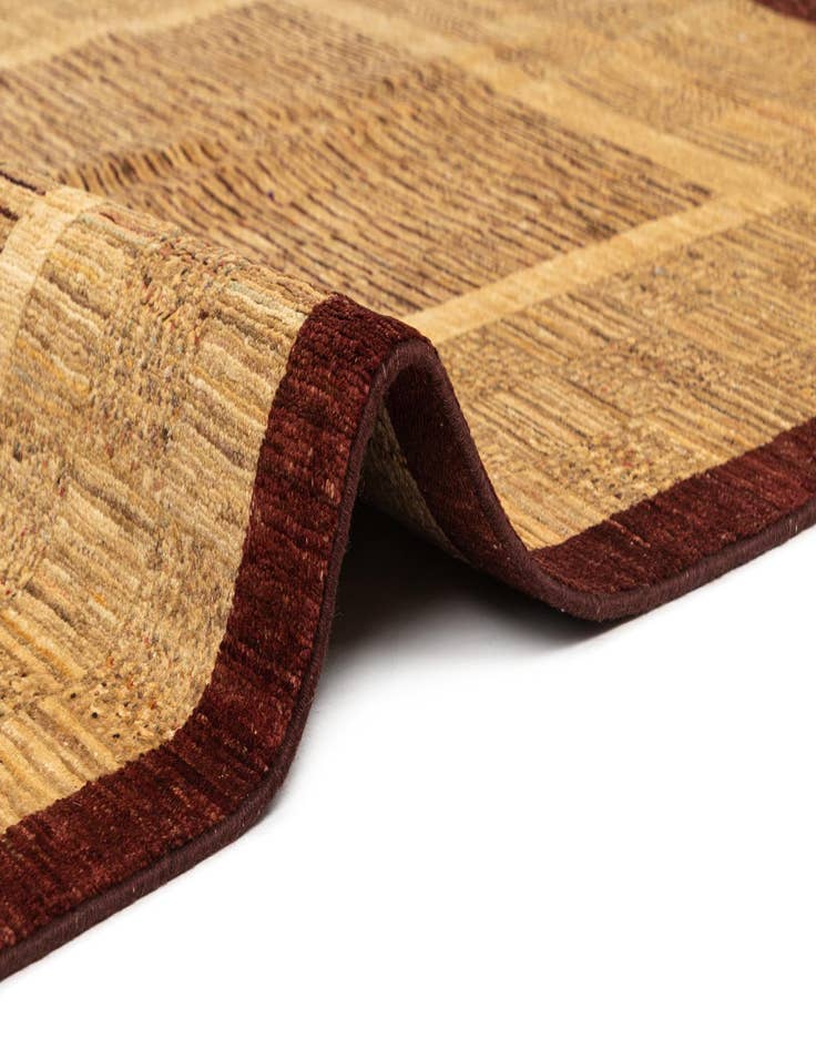 Detail image of  4' 11 x 6' 5 Juma Wool Rug