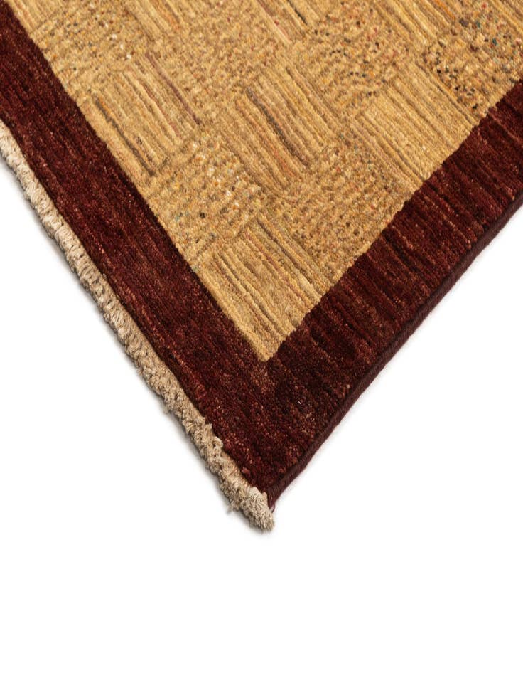 Detail image of  4' 11 x 6' 5 Juma Wool Rug