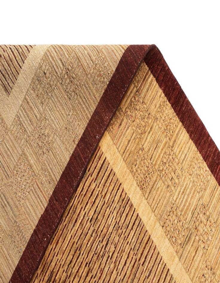 Detail image of  4' 11 x 6' 5 Juma Wool Rug