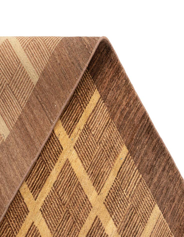 Detail image of  4' 11 x 6' 8 Juma Wool Rug