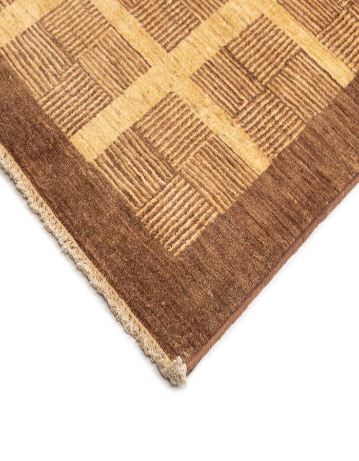 Detail image of  4' 11 x 6' 2 Juma Wool Rug