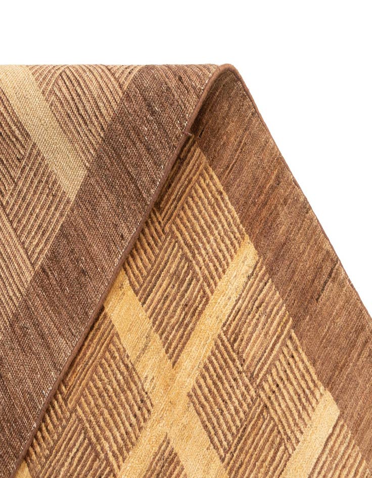 Detail image of  4' 11 x 6' 2 Juma Wool Rug