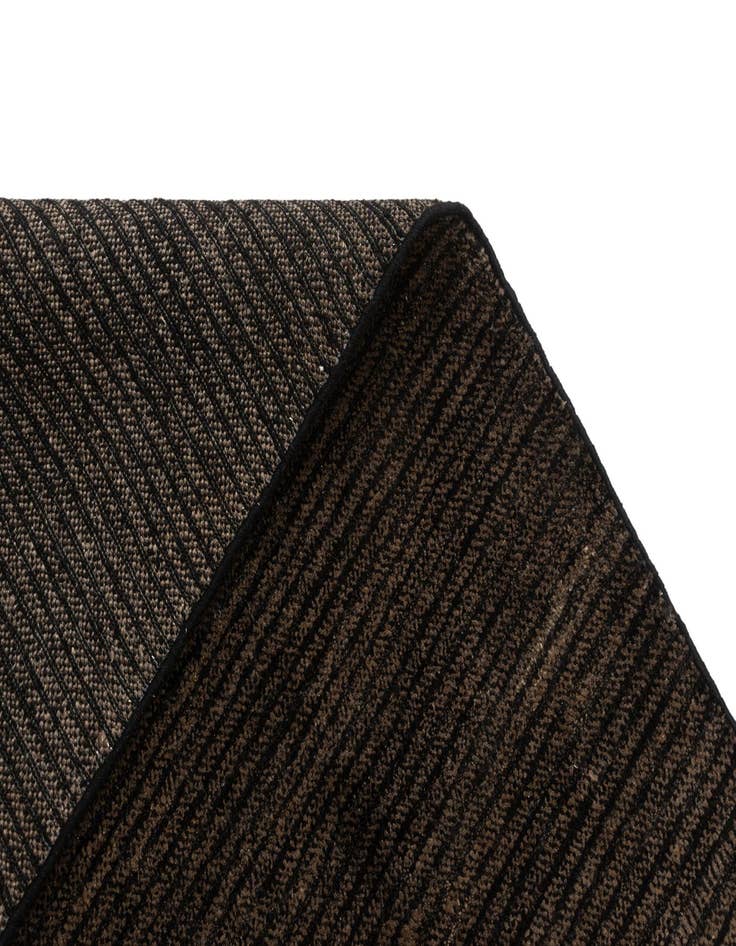 Detail image of  4' 6 x 6' 11 Juma Wool Rug