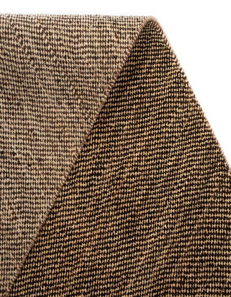 Detail image of  4' 11 x 7' 10 Juma Wool Rug