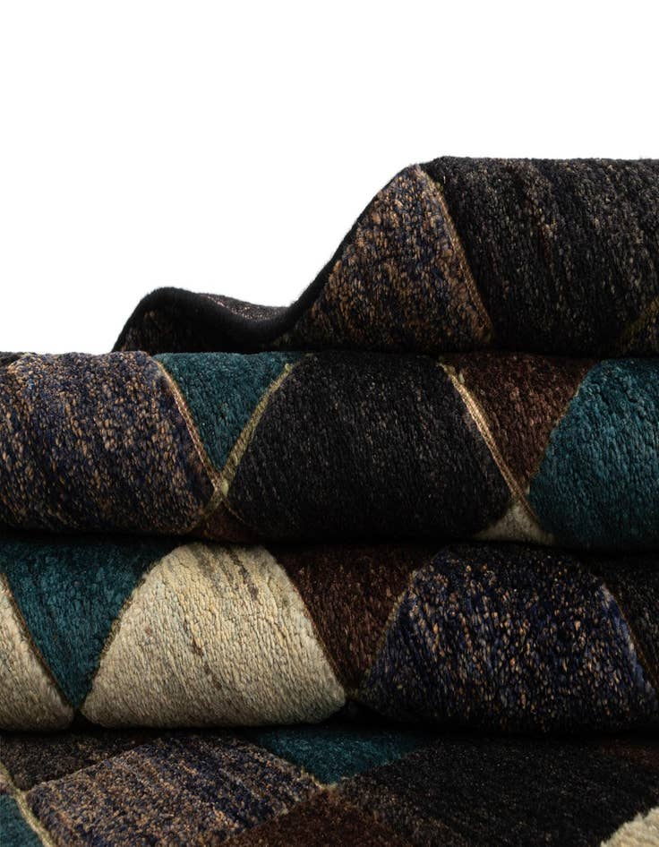 Detail image of  5' 7 x 7' 9 Juma Wool Rug