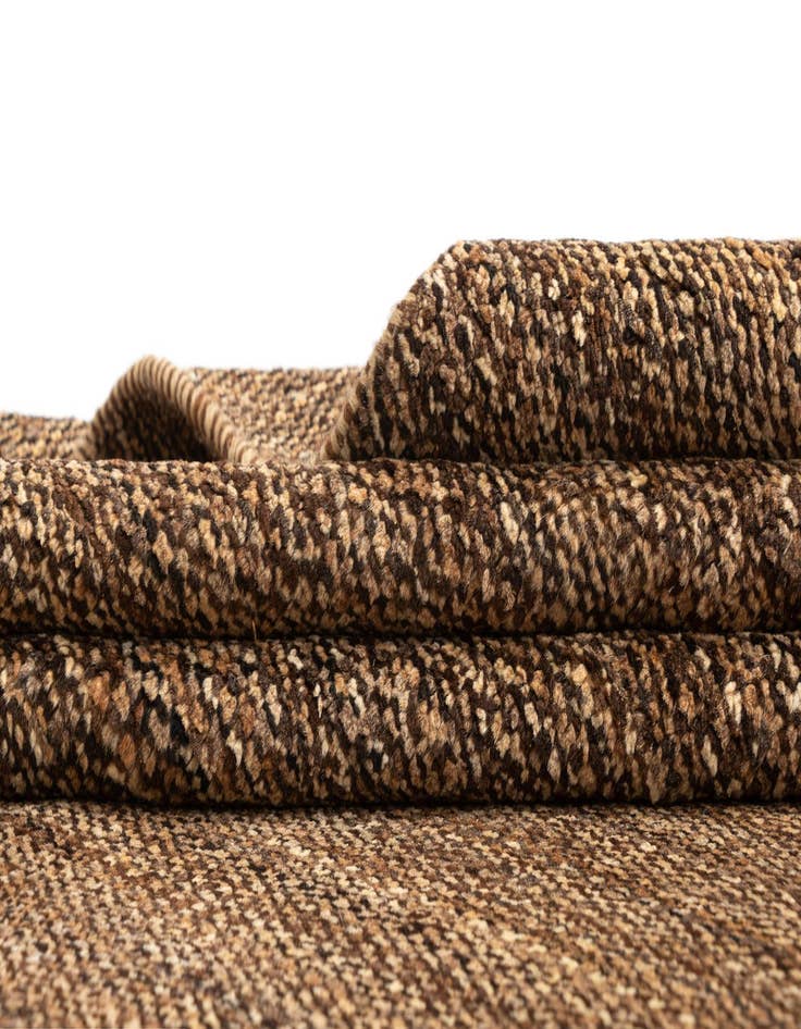 Detail image of  5' 5 x 7' 11 Juma Wool Rug