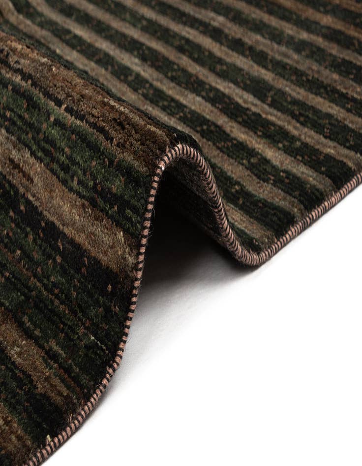 Detail image of  5' 6 x 8' Juma Wool Rug