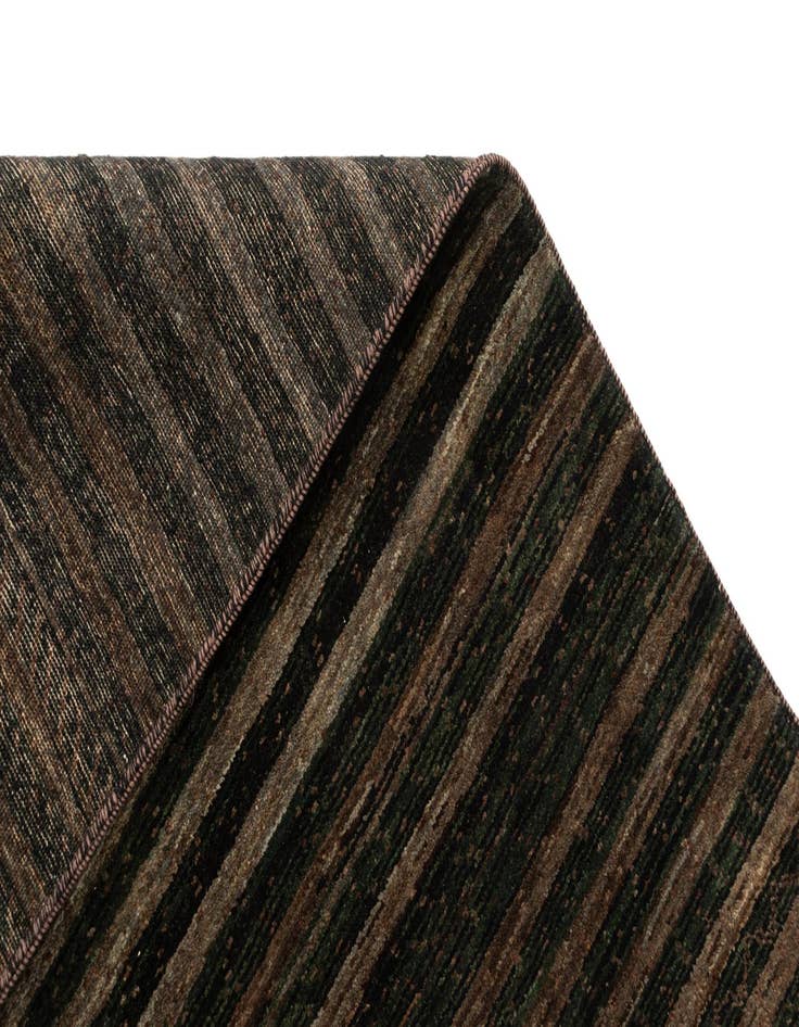 Detail image of  5' 6 x 8' Juma Wool Rug