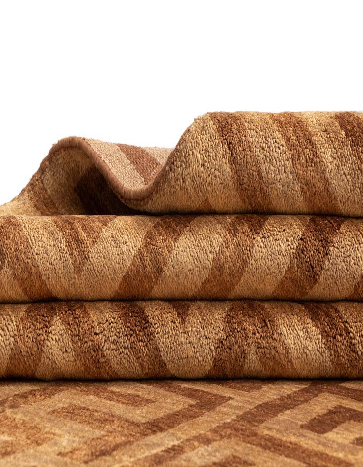 Detail image of  5' 6 x 8' Juma Wool Rug