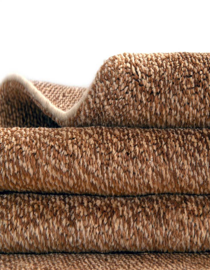 Detail image of  6' 8 x 8' Juma Wool Rug