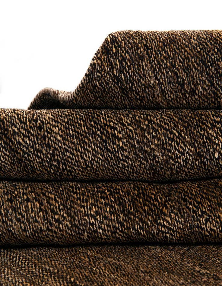 Detail image of  5' 6 x 7' 9 Juma Wool Rug