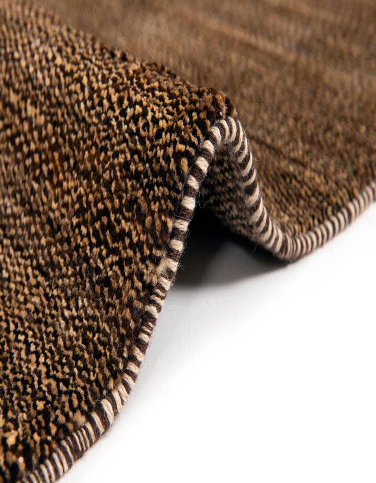 Detail image of  5' 6 x 7' 9 Juma Wool Rug