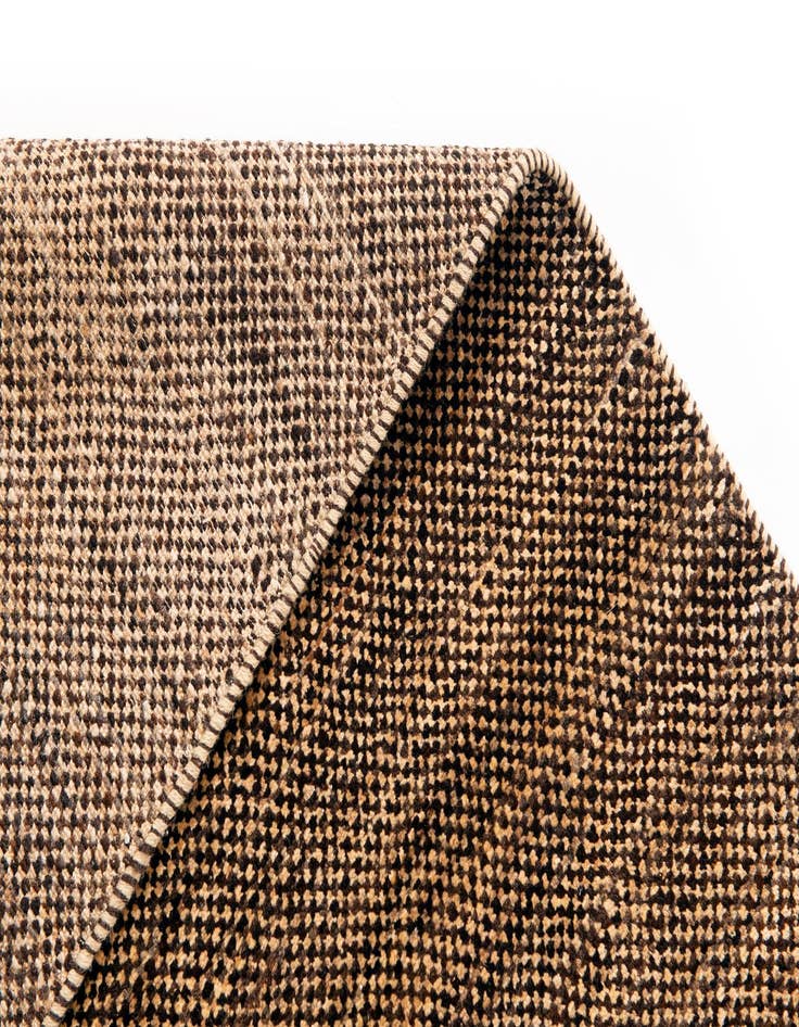 Detail image of  5' 5 x 7' 10 Juma Wool Rug