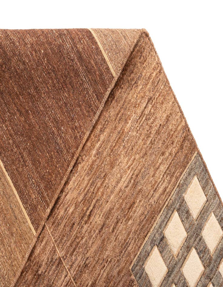 Detail image of  6' 10 x 10' 4 Juma Wool Rug