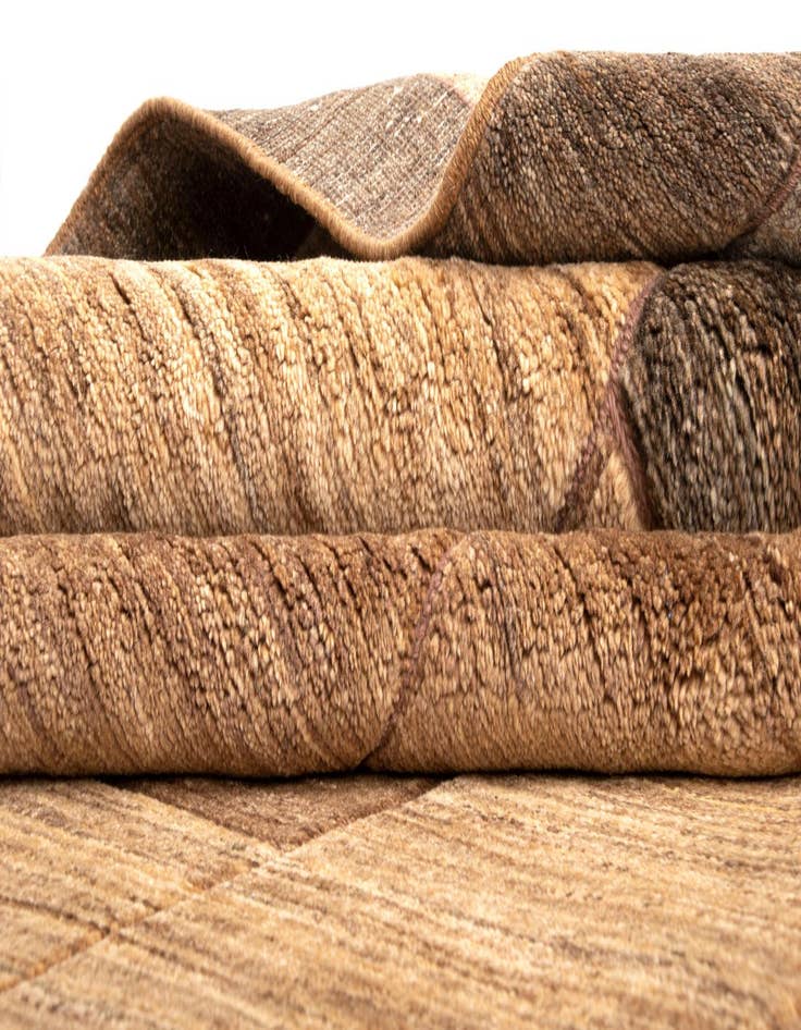 Detail image of  4' 11 x 6' 6 Juma Wool Rug