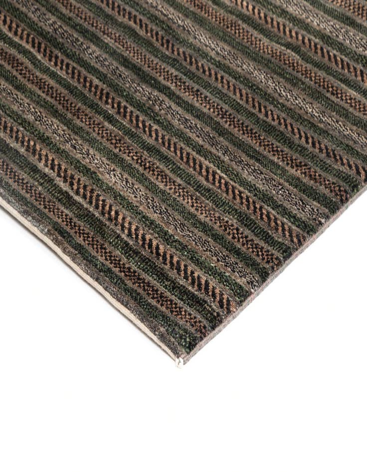 Detail image of  6' 7 x 8' 5 Juma Wool Rug