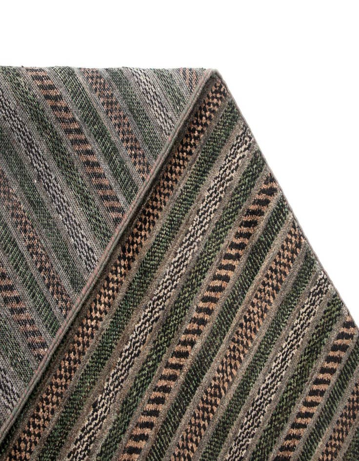 Detail image of  6' 7 x 8' 5 Juma Wool Rug