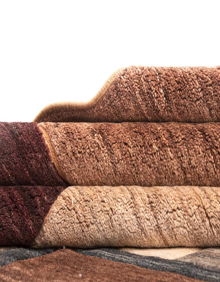 Detail image of  6' 8 x 9' 7 Juma Wool Rug