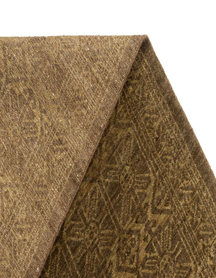 Detail image of  8' 6 x 10' 9 Kamla Wool Rug