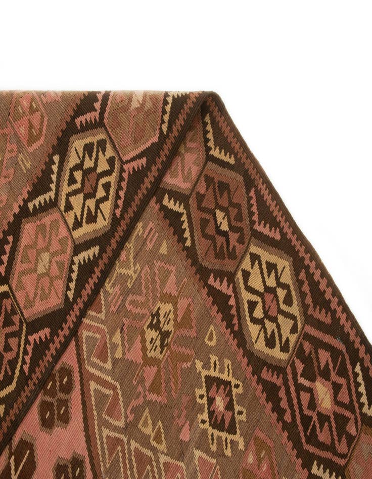 Detail image of  4' 9 x 9' 3 Kars Rug