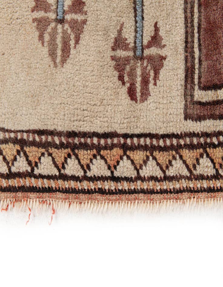 Detail image of  3' 11 x 7' 4  Hand Knotted Kars Wool Rug