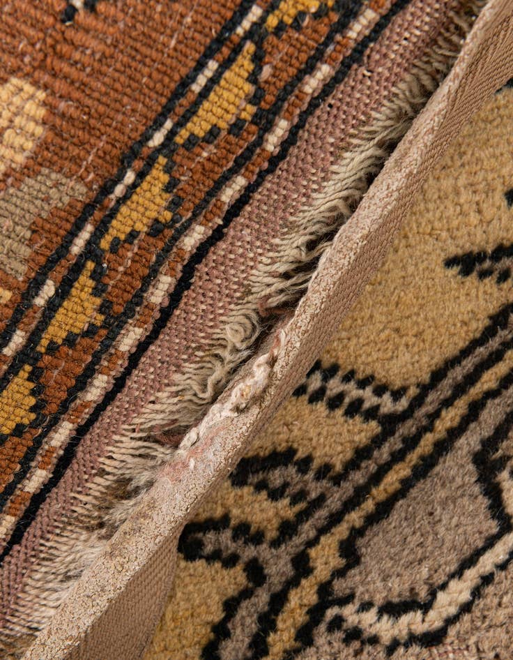 Detail image of  4' x 7' 6  Hand Knotted Kars Wool Rug