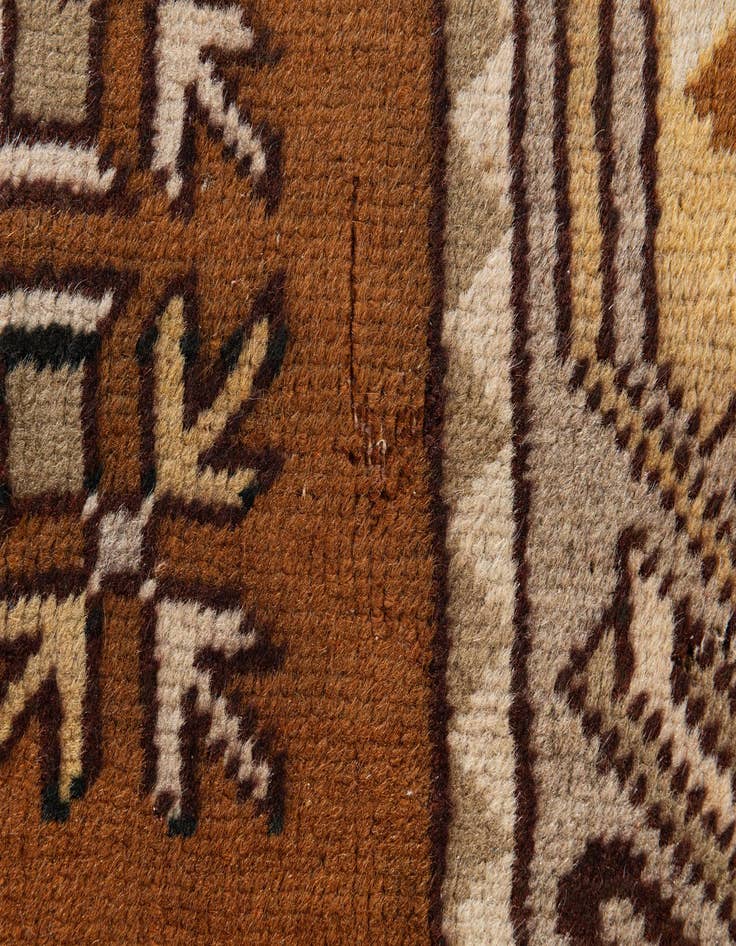 Detail image of  4' x 7' 6  Hand Knotted Kars Wool Rug