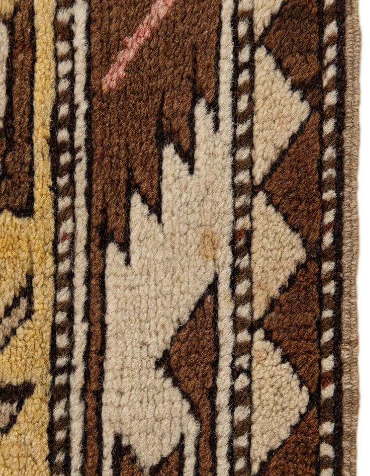 Detail image of  3' 9 x 6' 11  Hand Knotted Kars Wool Rug