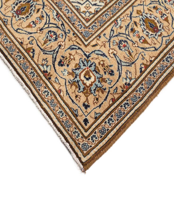 Detail image of  6' 6 x 9' 9 Kashan Wool Rug