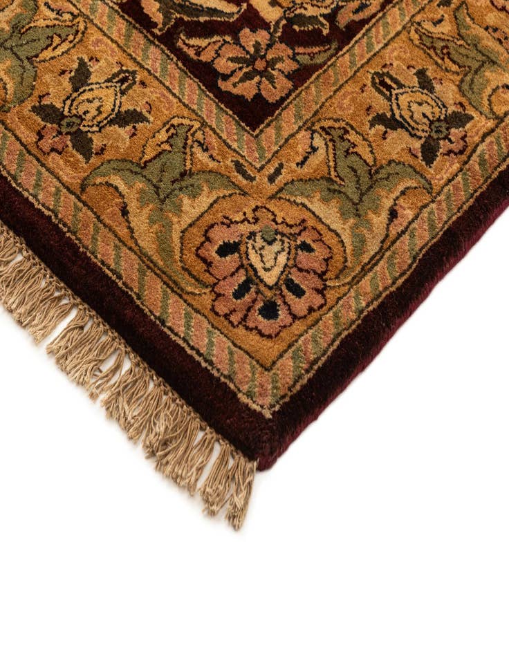 Detail image of  4' 1 x 6' 4 Kashan Rug