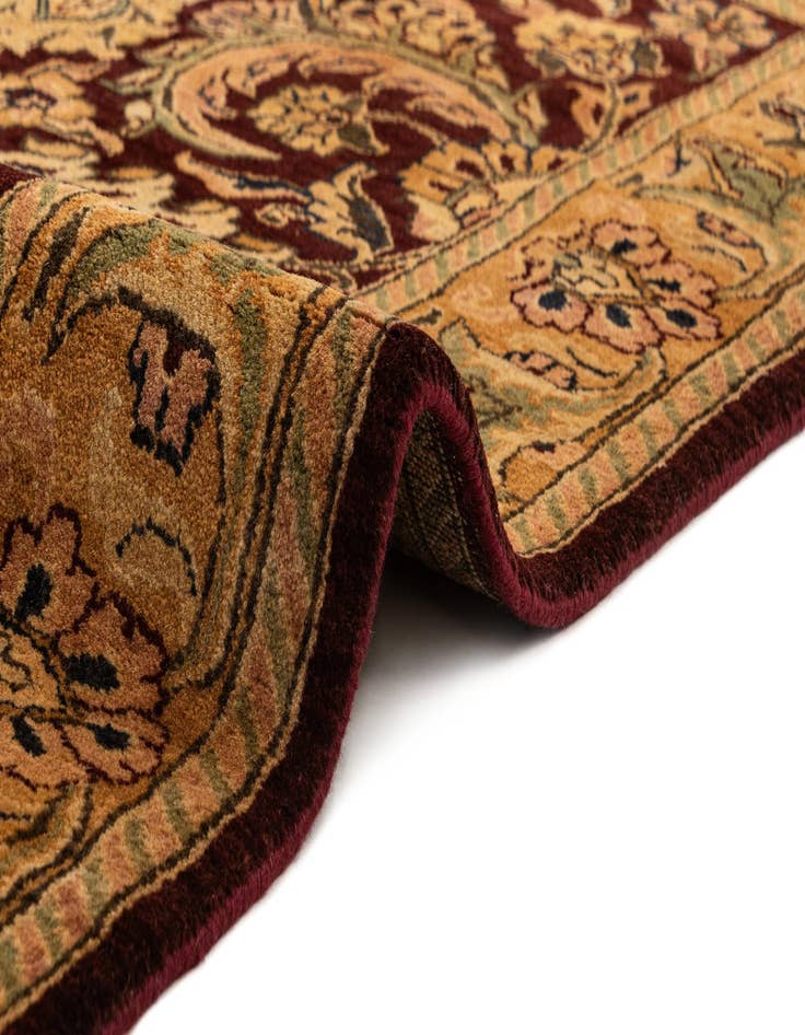 Detail image of  4' 1 x 6' 4 Kashan Rug