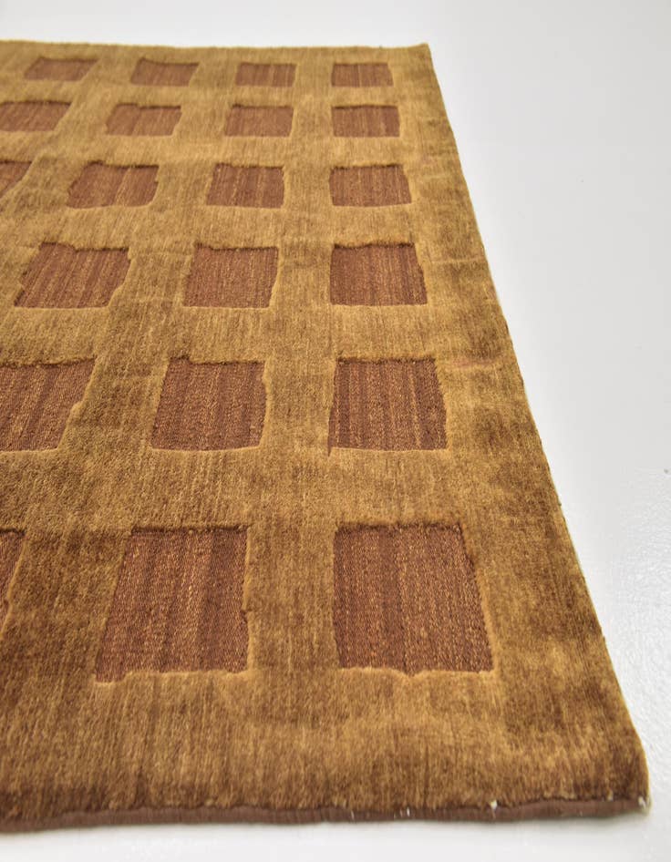 Detail image of  5' 6 x 8'  Hand Knotted Kashkuli Gabbeh Wool Rug