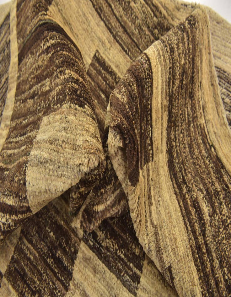 Detail image of  6' 6 x 9' 8  Hand Knotted Kashkuli Gabbeh Wool Rug