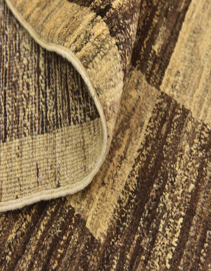 Detail image of  6' 6 x 9' 8  Hand Knotted Kashkuli Gabbeh Wool Rug
