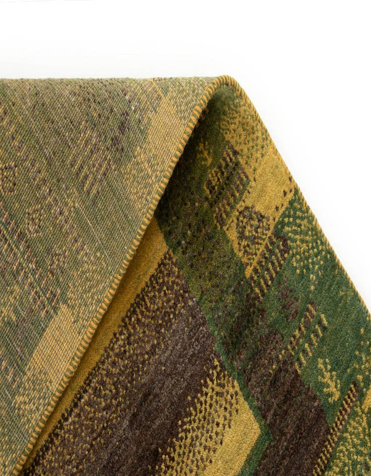 Detail image of  2' 7 x 4' 5 Kashkuli Wool Rug