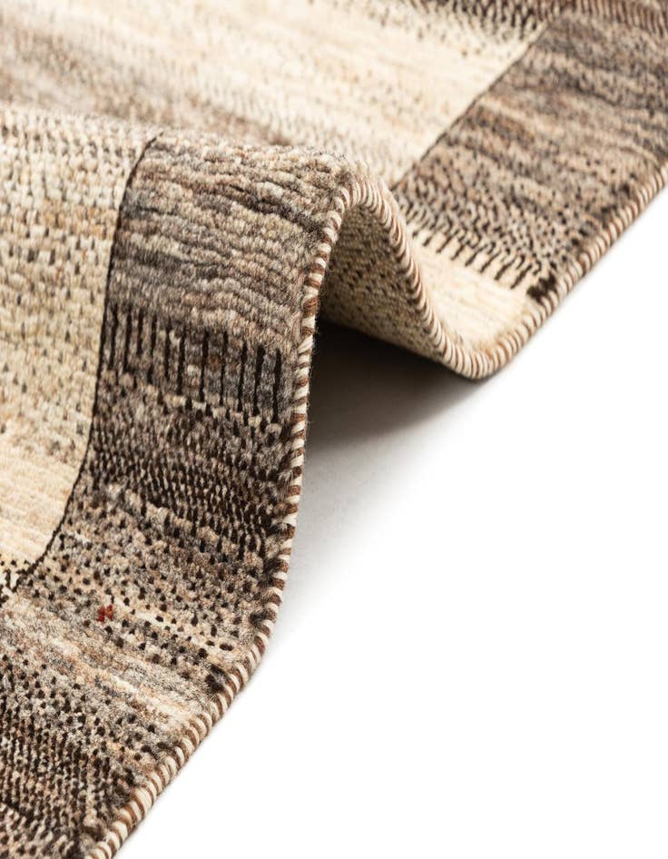 Detail image of  2' 7 x 3' 11  Hand Knotted Kashkuli Rug