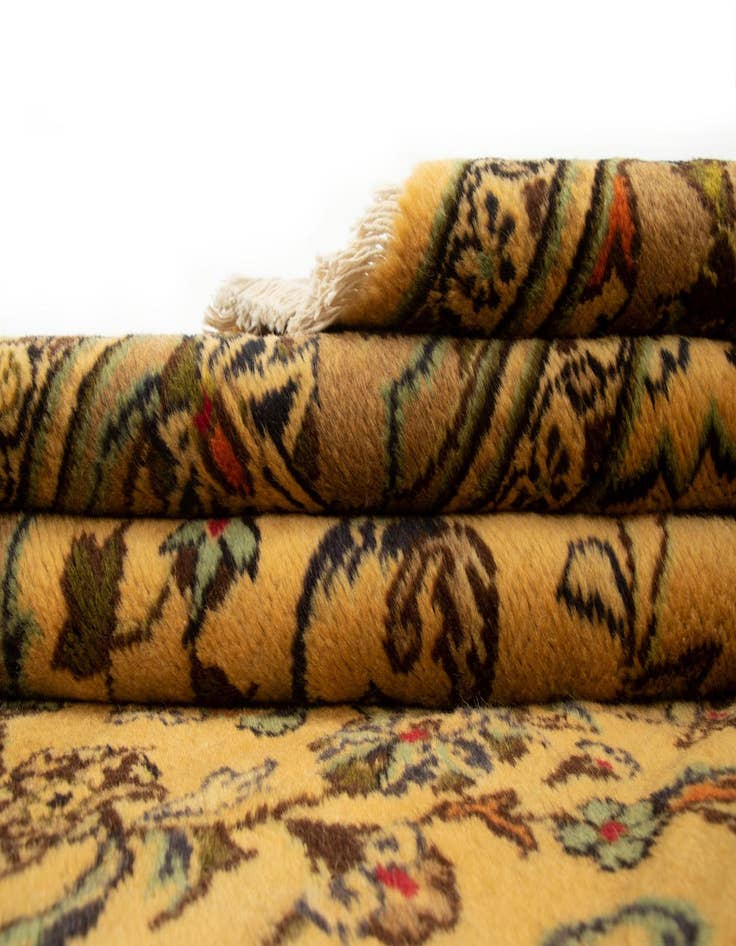 Detail image of  6' 4 x 9' 9  Hand Knotted Kashmar Persian Wool Rug