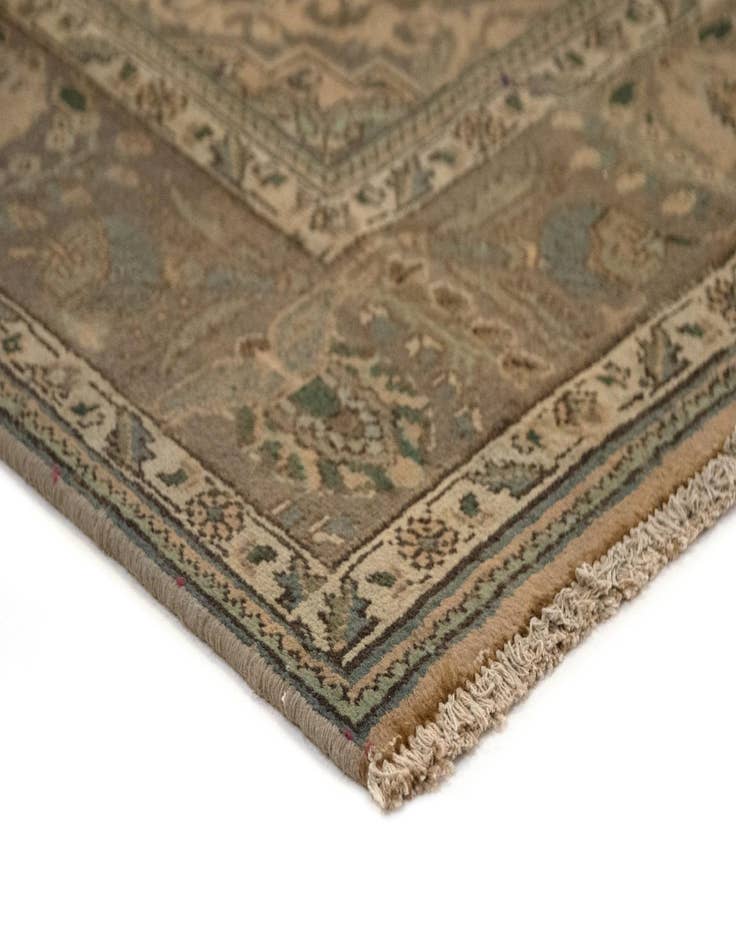 Detail image of  6' 5 x 9' 7  Hand Knotted Kashmar Persian Wool Rug