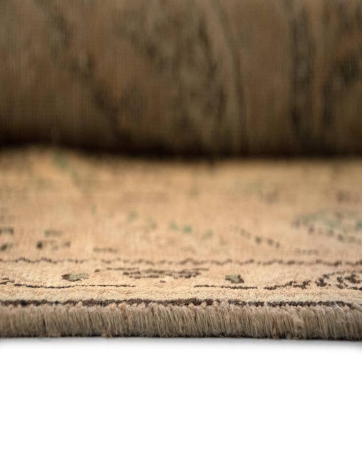 Detail image of  6' 6 x 9' 9  Hand Knotted Kashmar Persian Wool Rug