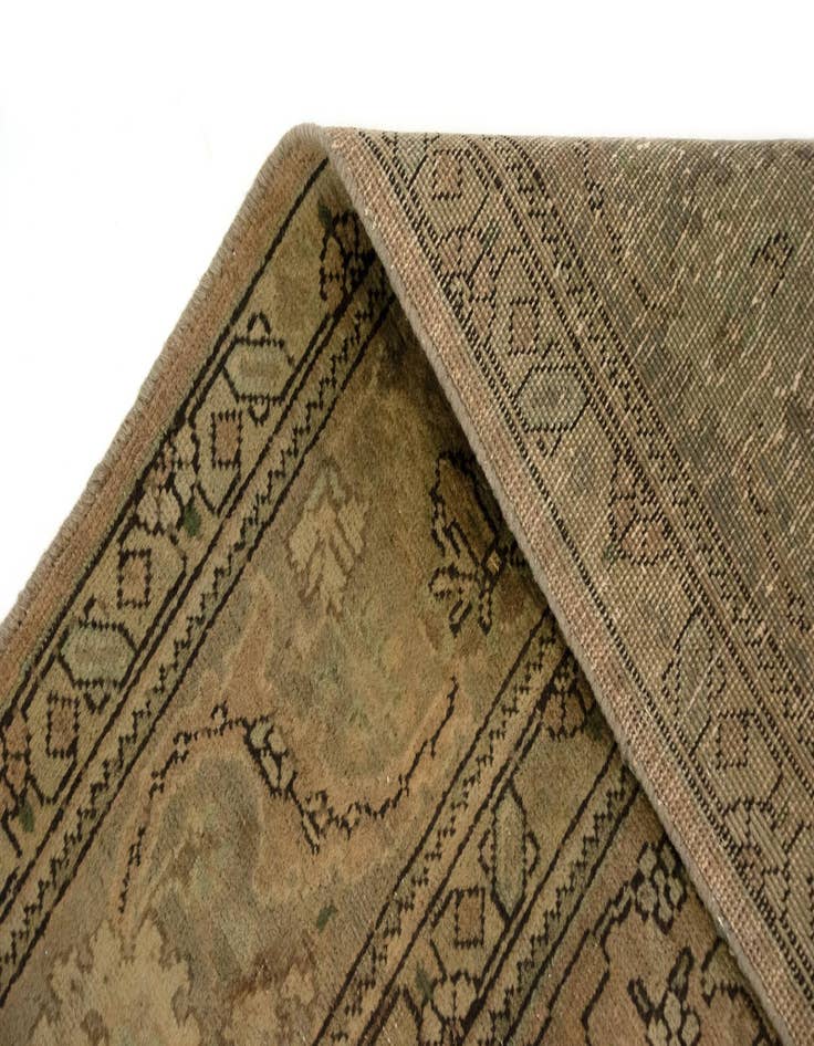 Detail image of  7' 1 x 10' 5  Hand Knotted Kashmar Persian Wool Rug