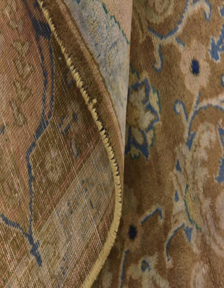 Detail image of 9' 7 x 12' 7 Hand Knotted Kashmar Persian Wool Rug