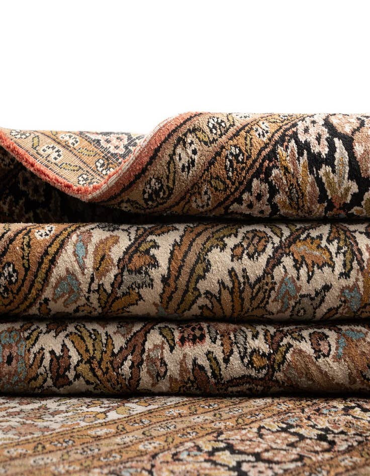 Detail image of  3' 10 x 6' 7 Kashmir Wool Rug