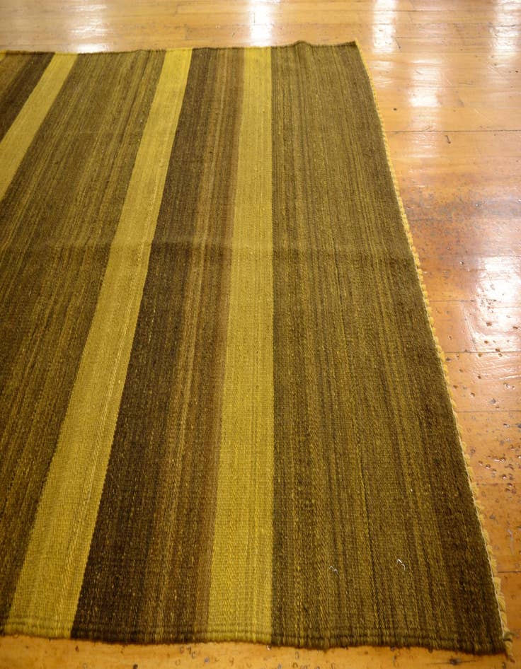 Detail image of  4' 1 x 5' 10  Hand Woven Kilim Afghan Wool Rug