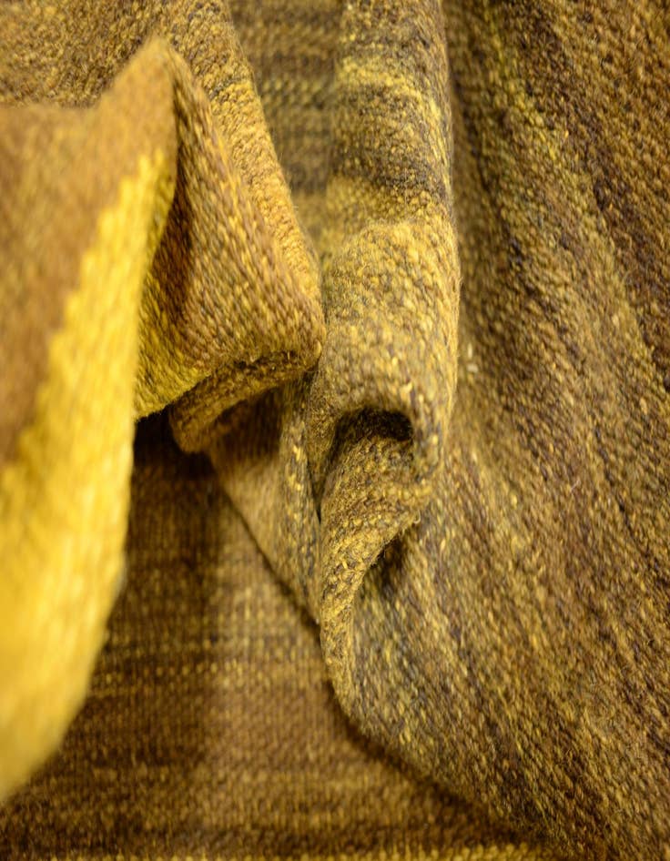 Detail image of  4' 1 x 5' 8  Hand Woven Kilim Afghan Wool Rug