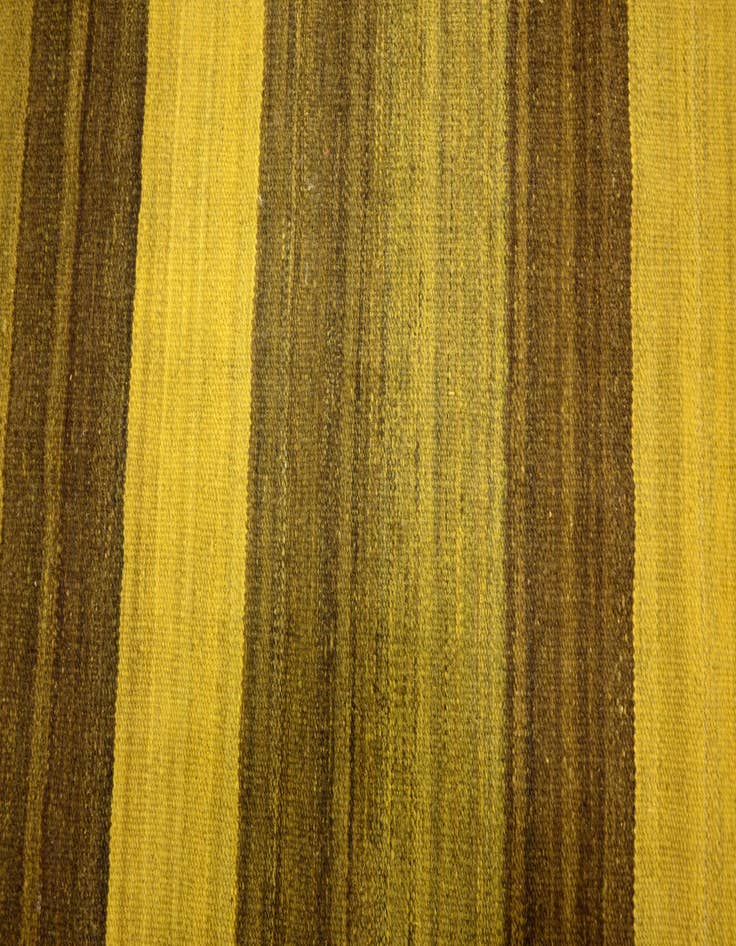 Detail image of  4' 2 x 5' 7  Hand Woven Kilim Afghan Wool Rug