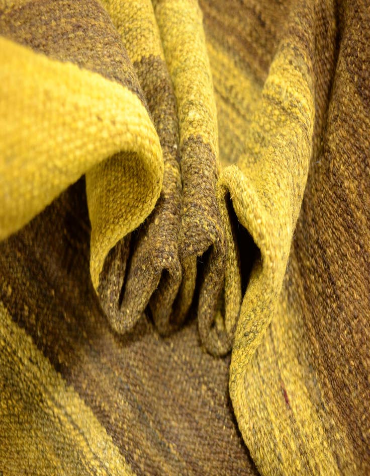 Detail image of  4' 2 x 5' 7  Hand Woven Kilim Afghan Wool Rug