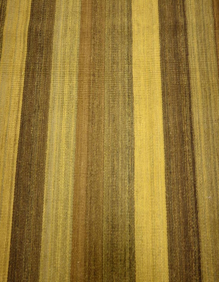 Detail image of  4' 1 x 5' 8  Hand Woven Kilim Afghan Wool Rug