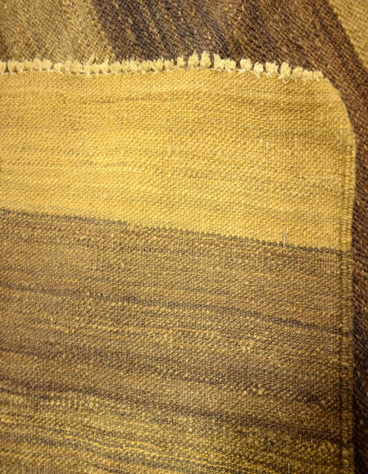Detail image of  4' 1 x 5' 6  Hand Woven Kilim Afghan Wool Rug